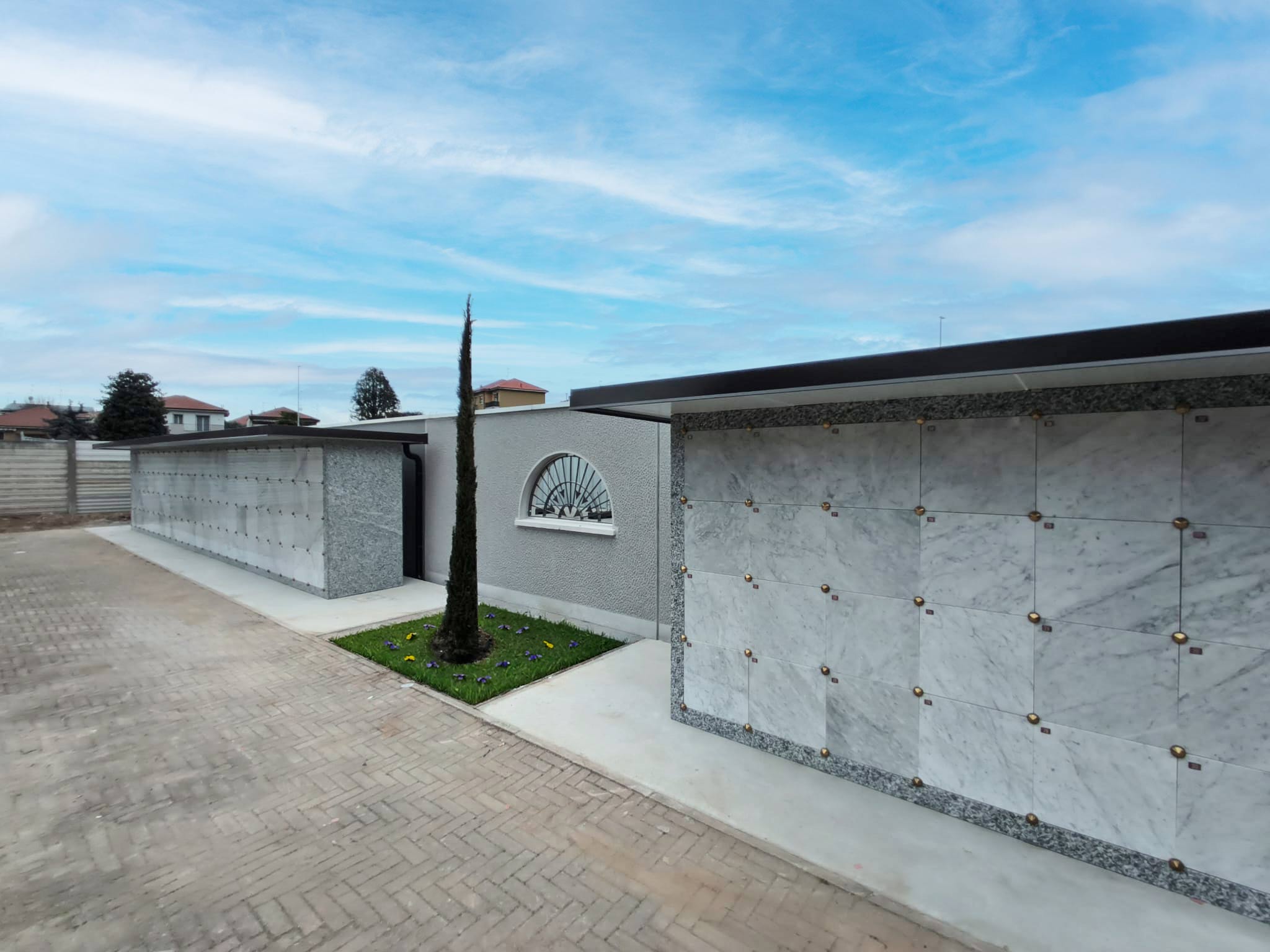 Gestione aree verdi cimiteriali border=