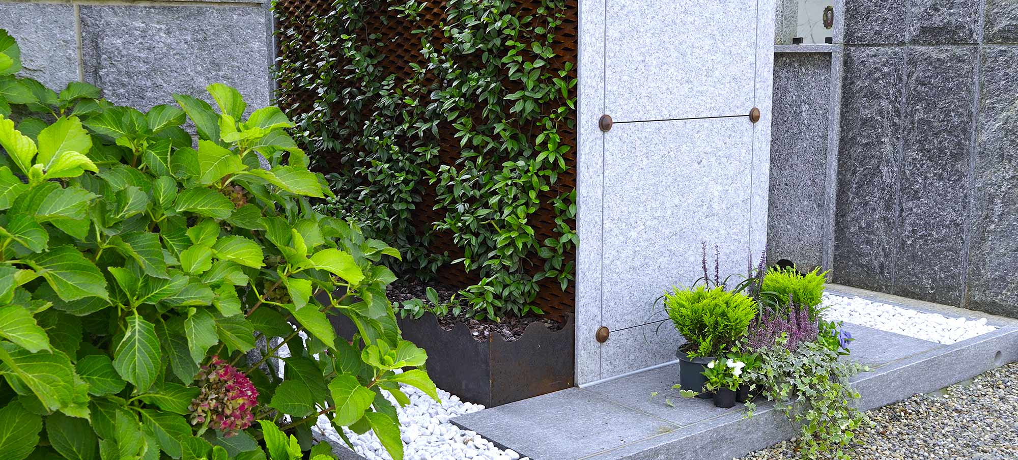 progettazione e realizazione edicole funerarie - edilizia cimiteriale